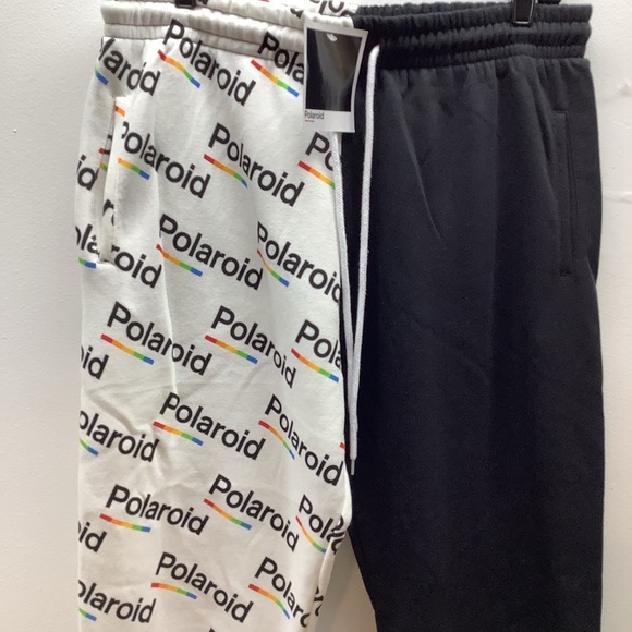 Polaroid Women’s Size XL Black and White Logo Joggers. New With Tags - Picture 2 of 6